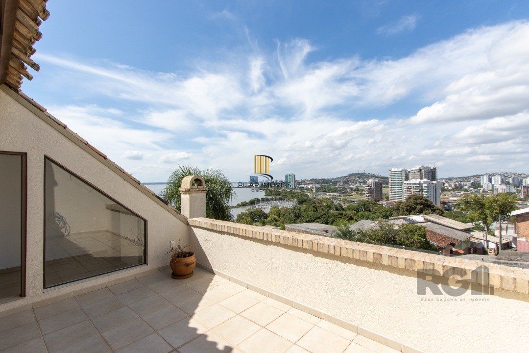 Casa condomínio | 3 Quartos | 1 Suíte | 2 Vagas | 249,20m2 Privativos | Bairro Assunção