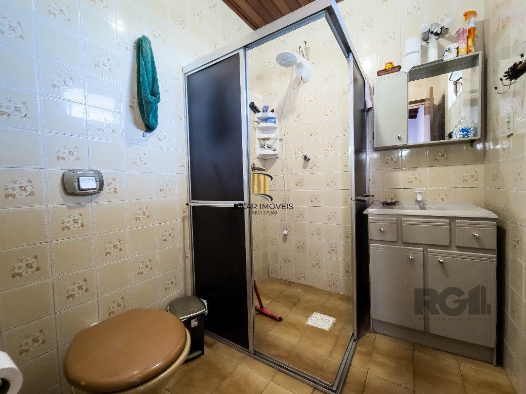 Casa 4 dormitórios no bairro Tristeza