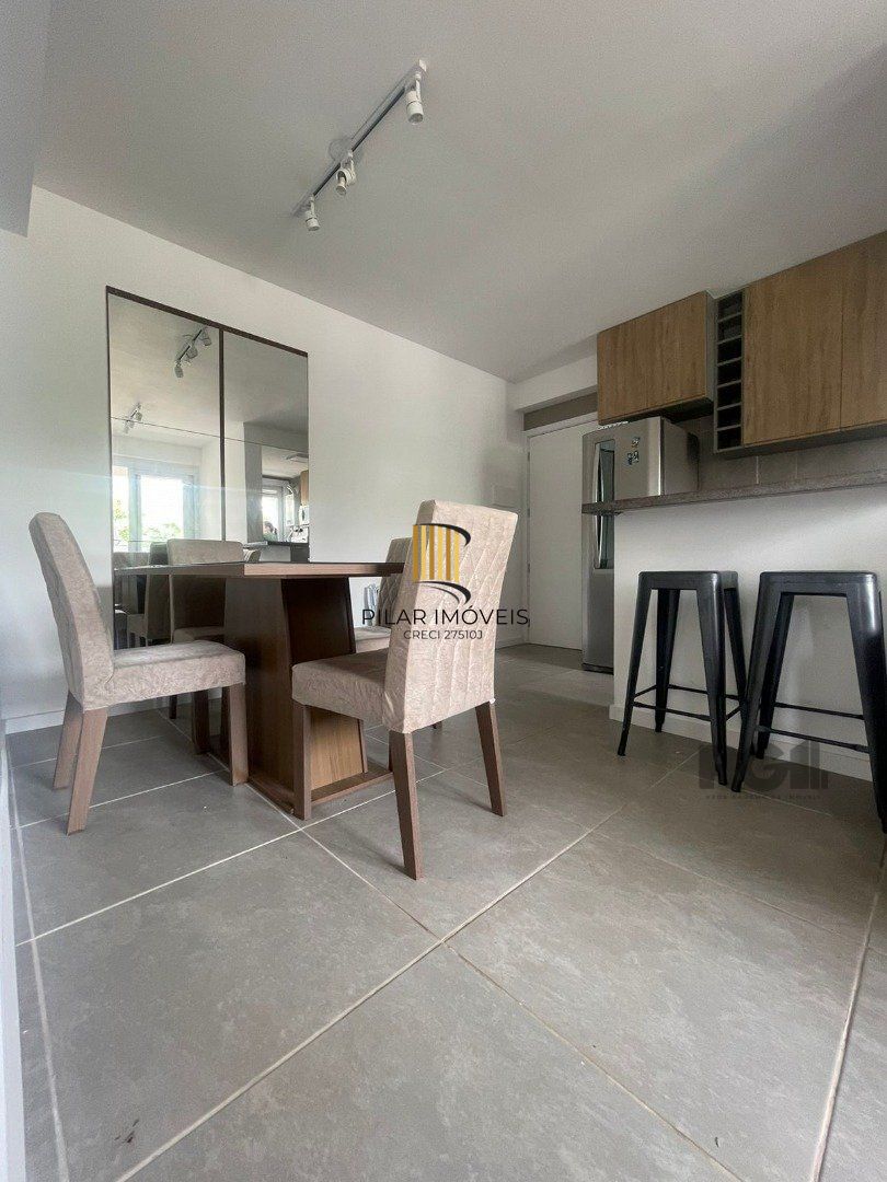 Apartamento 2 dormitórios no bairro Glória