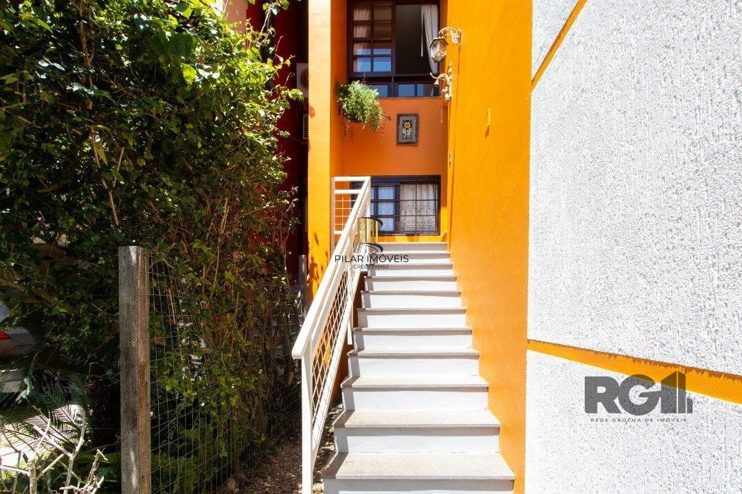 Casa de Condomínio 3 dormitórios no bairro Tristeza