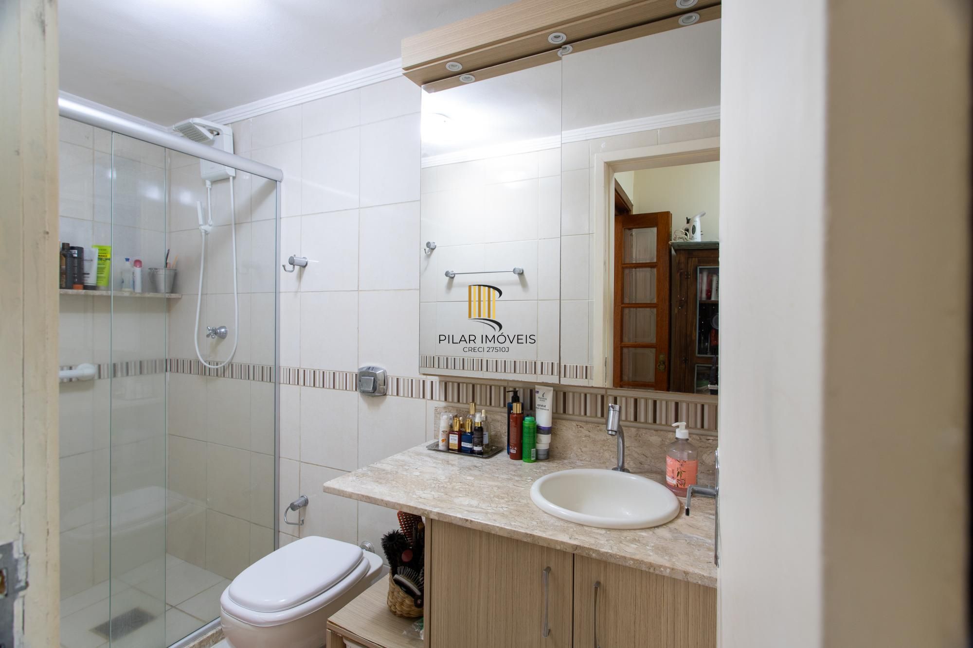 Excelente Apartamento 2 Dormitórios na Av. Wenceslau Escobar