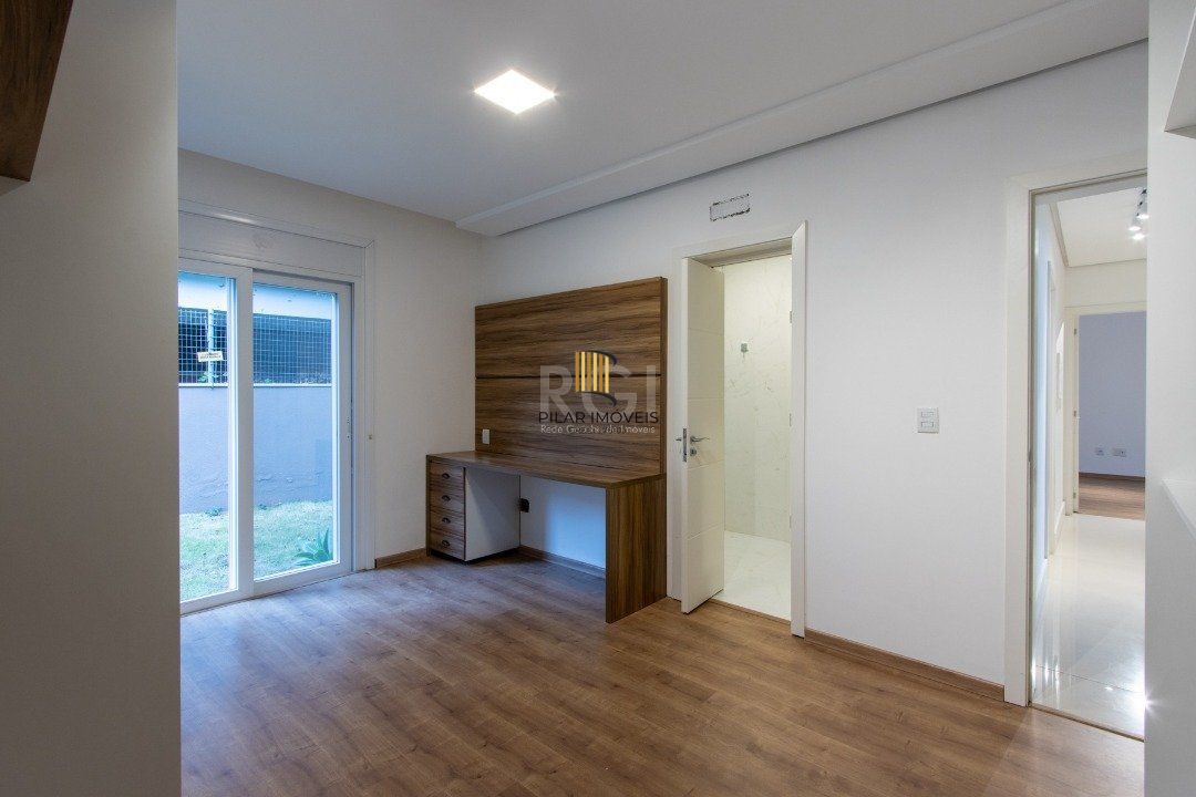 Apartamento 4 Dormitório(s) Bairro Vila Assunção