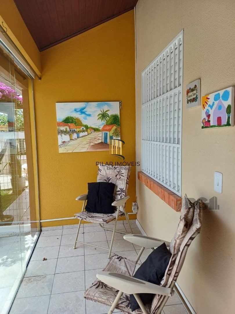 Casa de Condomínio 2 dormitórios no bairro Capão Novo