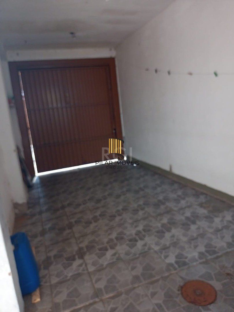 Casa para Venda - 180m², 3 dormitórios, sendo 1 suites, 2 vagas - Vila Nova