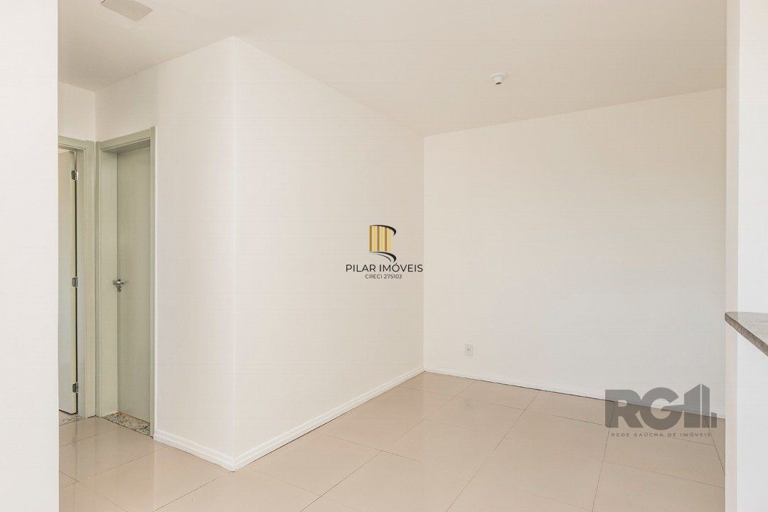 Apartamento  com 2 quartos e 1 banheiro no total