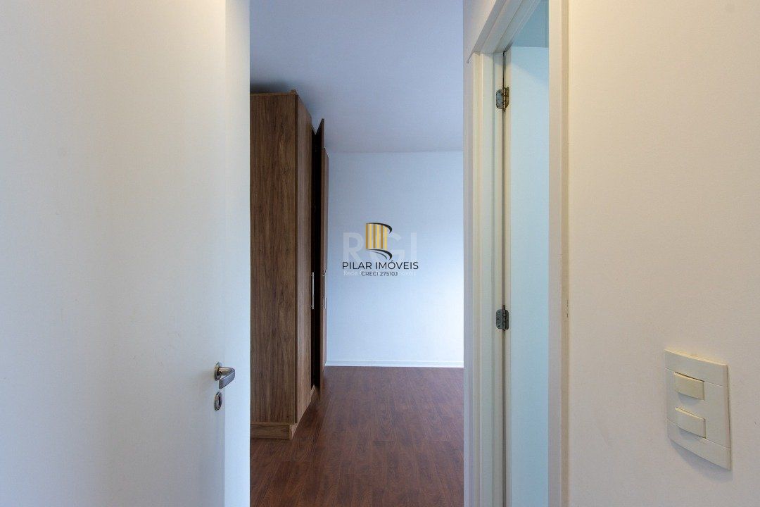 Apartamento para Venda - 69.64m², 2 dormitórios, sendo 1 suites, 1 vaga - Tristeza