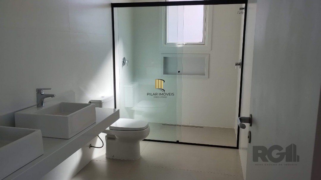 Casa de Condomínio 5 dormitórios no bairro Nova Xangri-lá