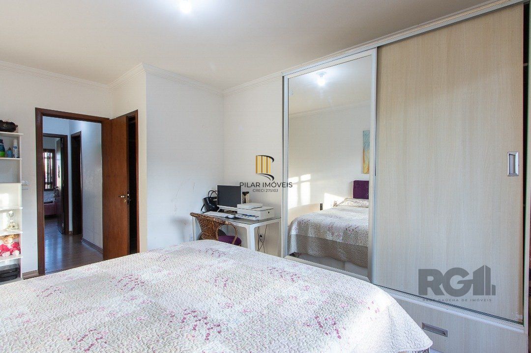 Casa 3 Dormitório(s) Bairro Hípica