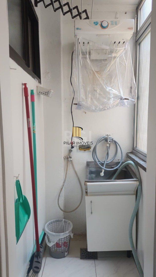 Apartamento para Venda - 50m², 2 dormitórios, 1 vaga - Cristal