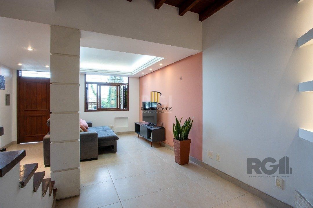 Casa Condominio para Venda - 170m², 3 dormitórios, sendo 1 suites, 2 vagas - Cavalhada
