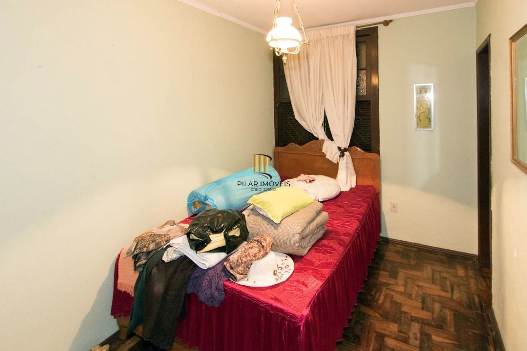 Casa para Venda - 228.93m², 4 dormitórios, sendo 3 suites, 3 vagas - Vila Assunção
