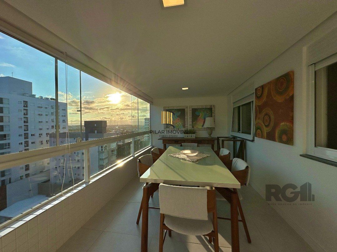   DE FRENTE PARA AVENIDA UBIRAJARA MOBILIADO, DECORADO E COM VISTA PARA O MAR  - Pilar Imóveis