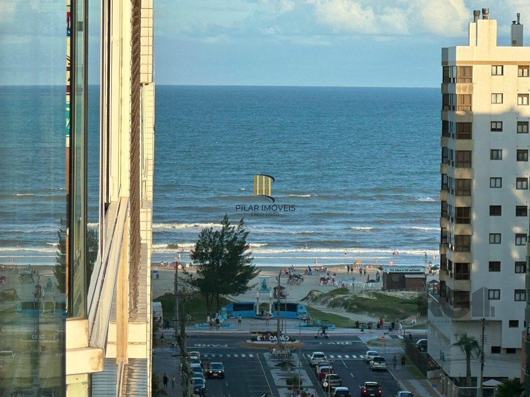   DE FRENTE PARA AVENIDA UBIRAJARA MOBILIADO, DECORADO E COM VISTA PARA O MAR 