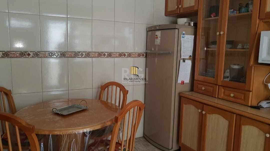 Cobertura para Venda - 182m², 4 dormitórios, sendo 1 suites, 2 vagas - São João