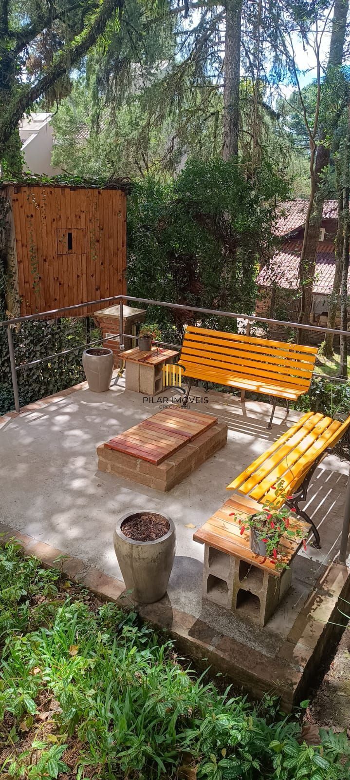 Casa em condomínio em Canela