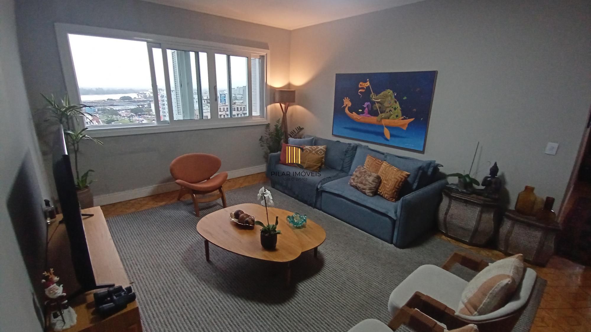 Apartamento com 4 dormitórios no Centro de Porto Alegre