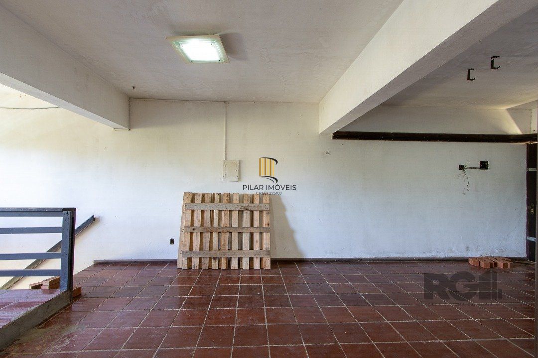 Casa para Venda - 572m², 5 dormitórios, sendo 1 suites, Cavalhada