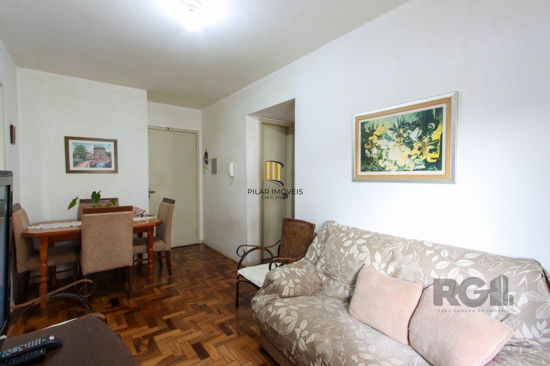 Apartamento com 1 dormitório no bairro Cristal.