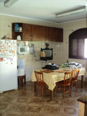 Casa para Venda - 331m², 3 dormitórios, sendo 1 suites, Santa Tereza