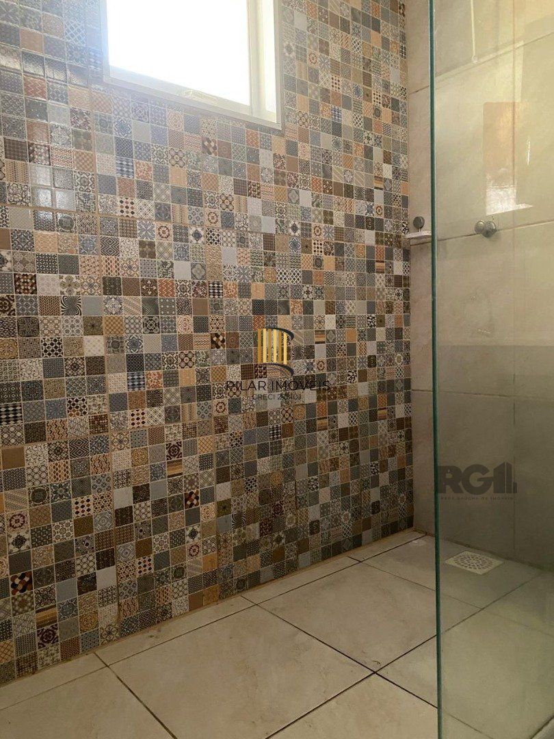Casa 3 dormitórios no bairro Hípica