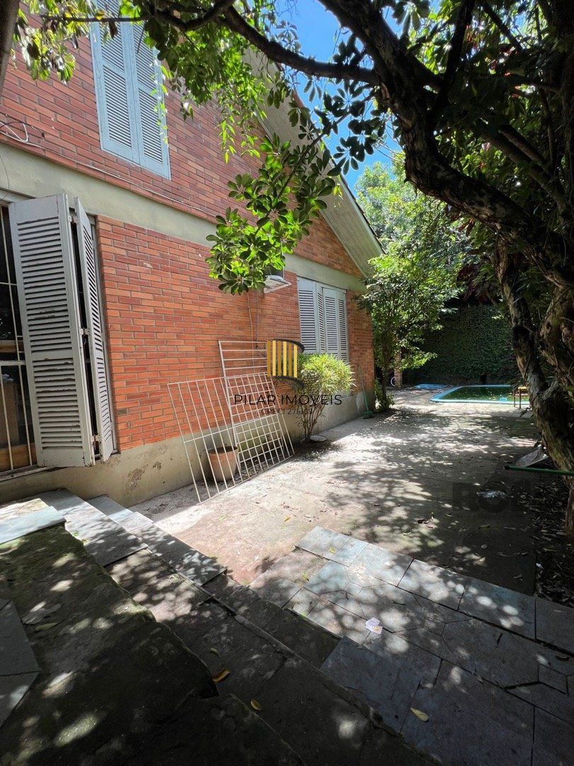 Casa 3 dormitórios no bairro Santo Antônio
