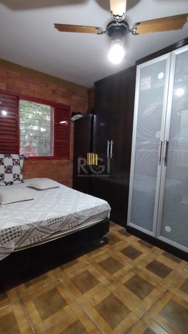 Sitio à venda no Lami, com 2 casas térreas, com 4 quartos cada uma
