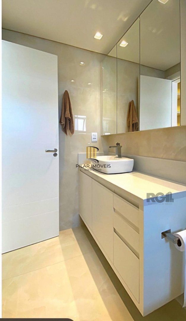 Apartamento 3 dormitórios, bairro Navegantes.