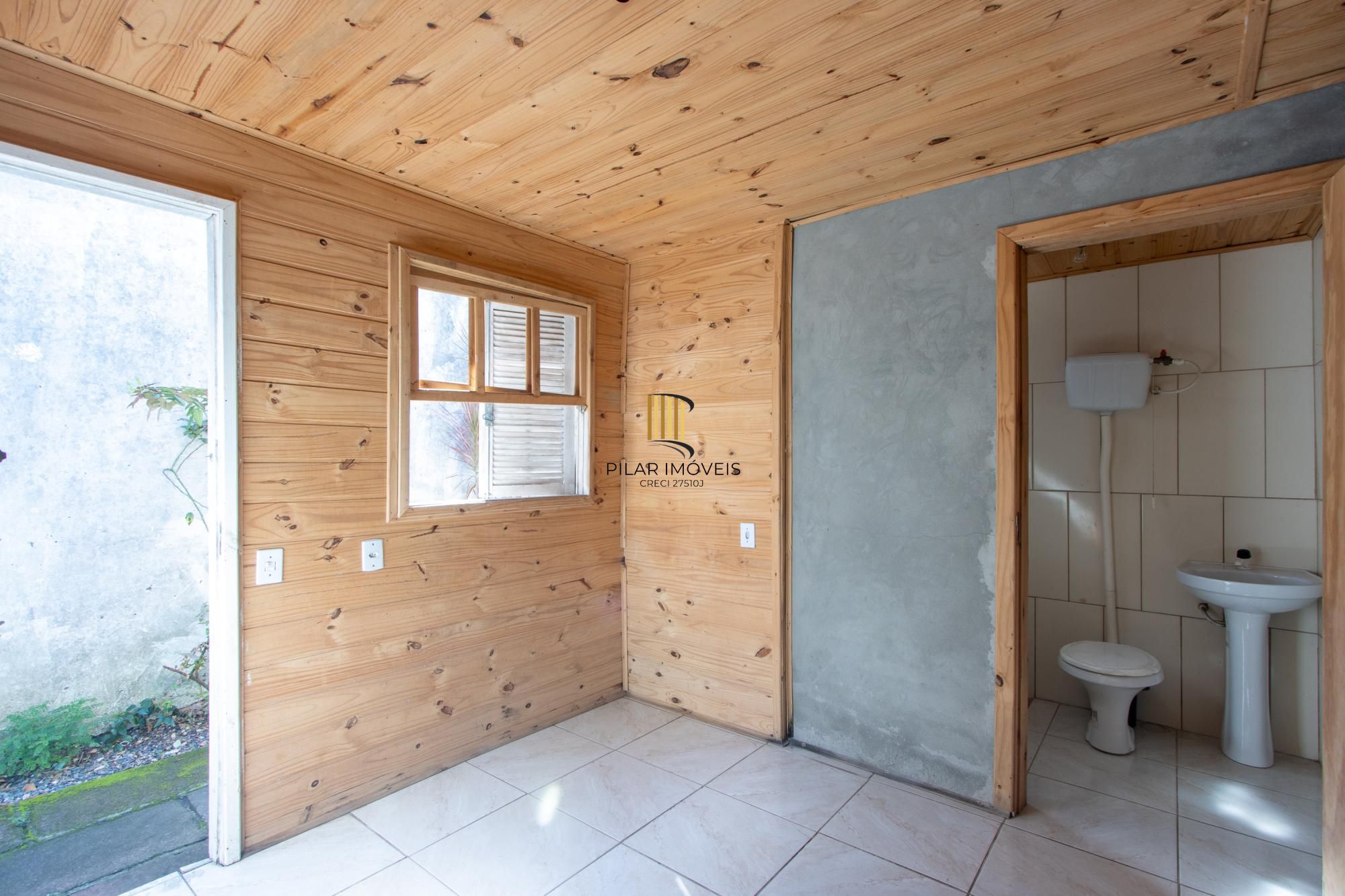 Casa para Venda - 110m², 1 dormitório, Hípica
