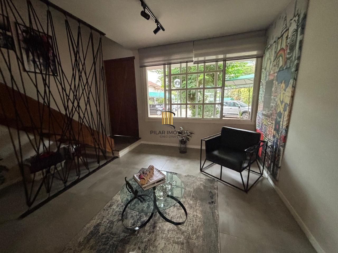 Excelente Casa em Condomínio Fechado 2 Dormitórios Recém Reformada