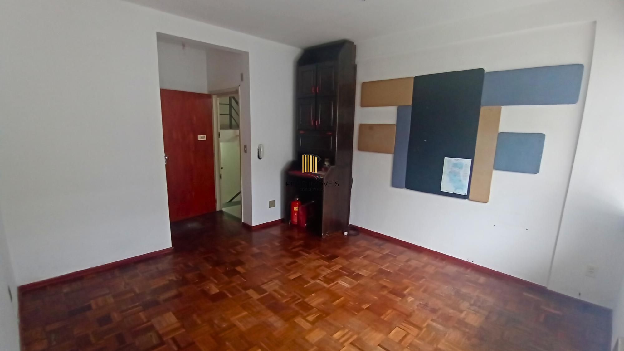 Sala comercial com vaga dupla, ao lado do Hospital Moinhos de Vento