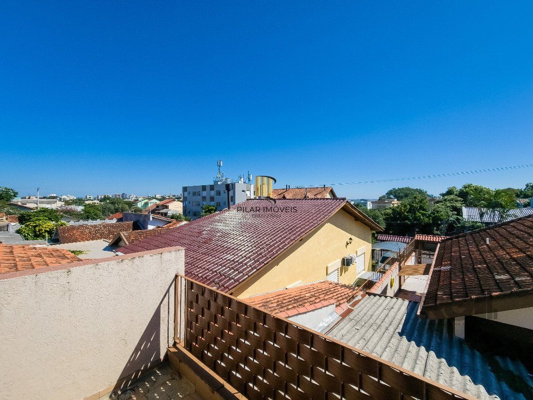 Casa 4 dormitórios no bairro Tristeza