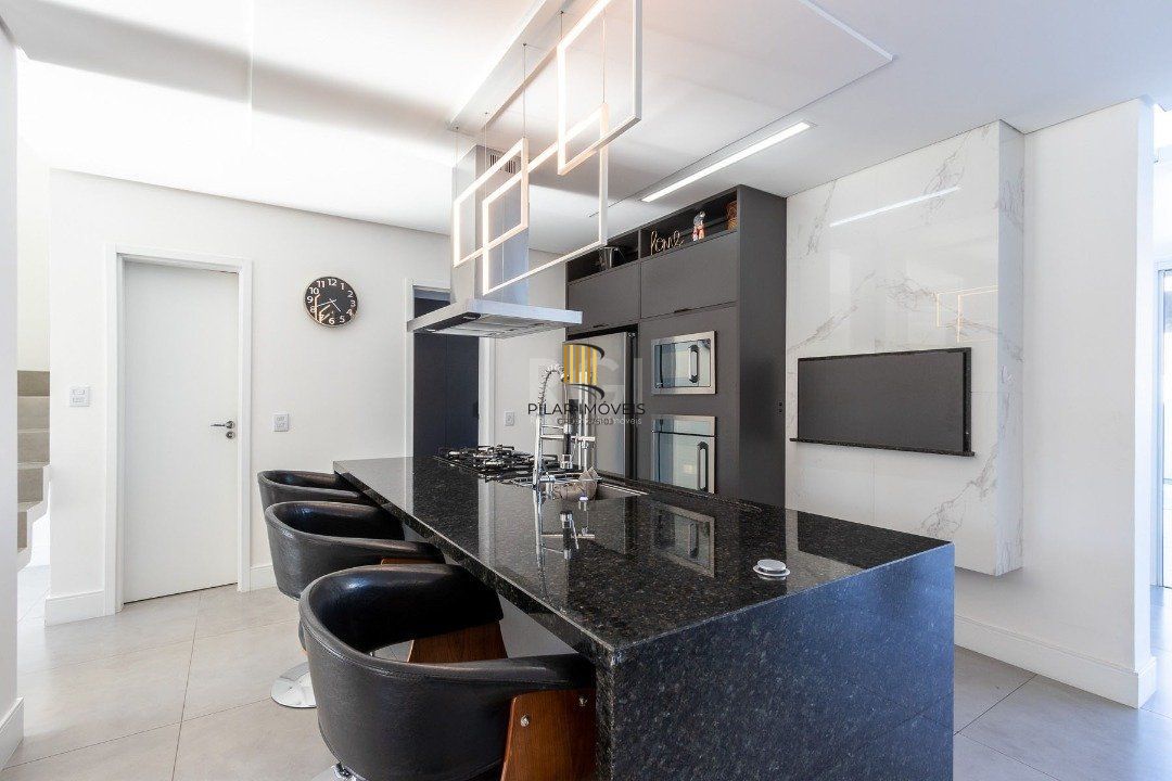 Casa Condominio para Venda - 280m², 3 dormitórios, sendo 3 suites, 4 vagas - Lagos De Nova Ipanema