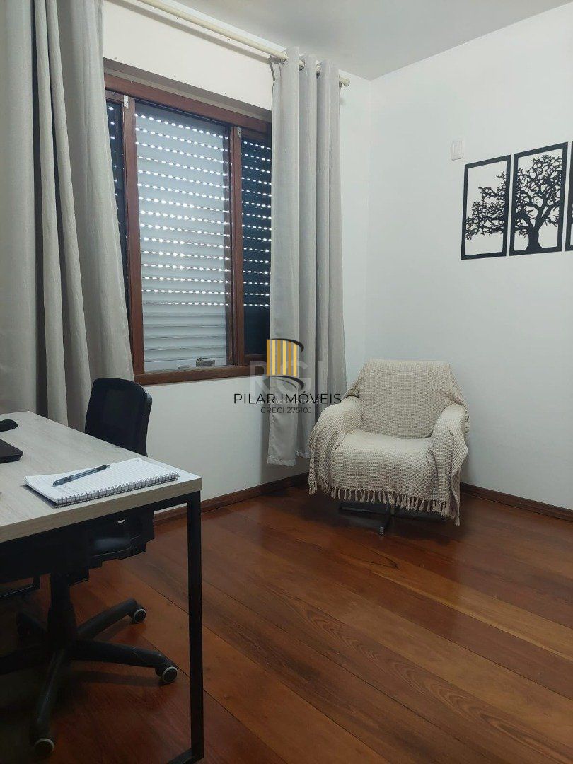 Casa 3 dormitórios no bairro Tristeza