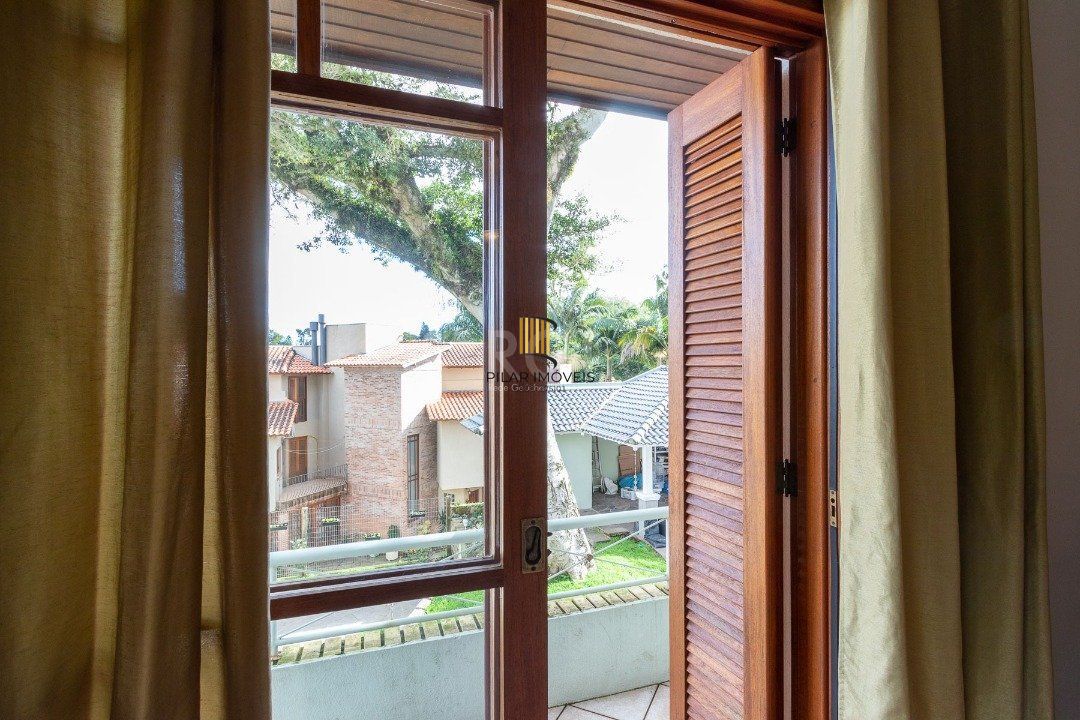 Casa Condominio para Venda - 225.18m², 3 dormitórios, sendo 1 suites, 2 vagas - Jardim Isabel