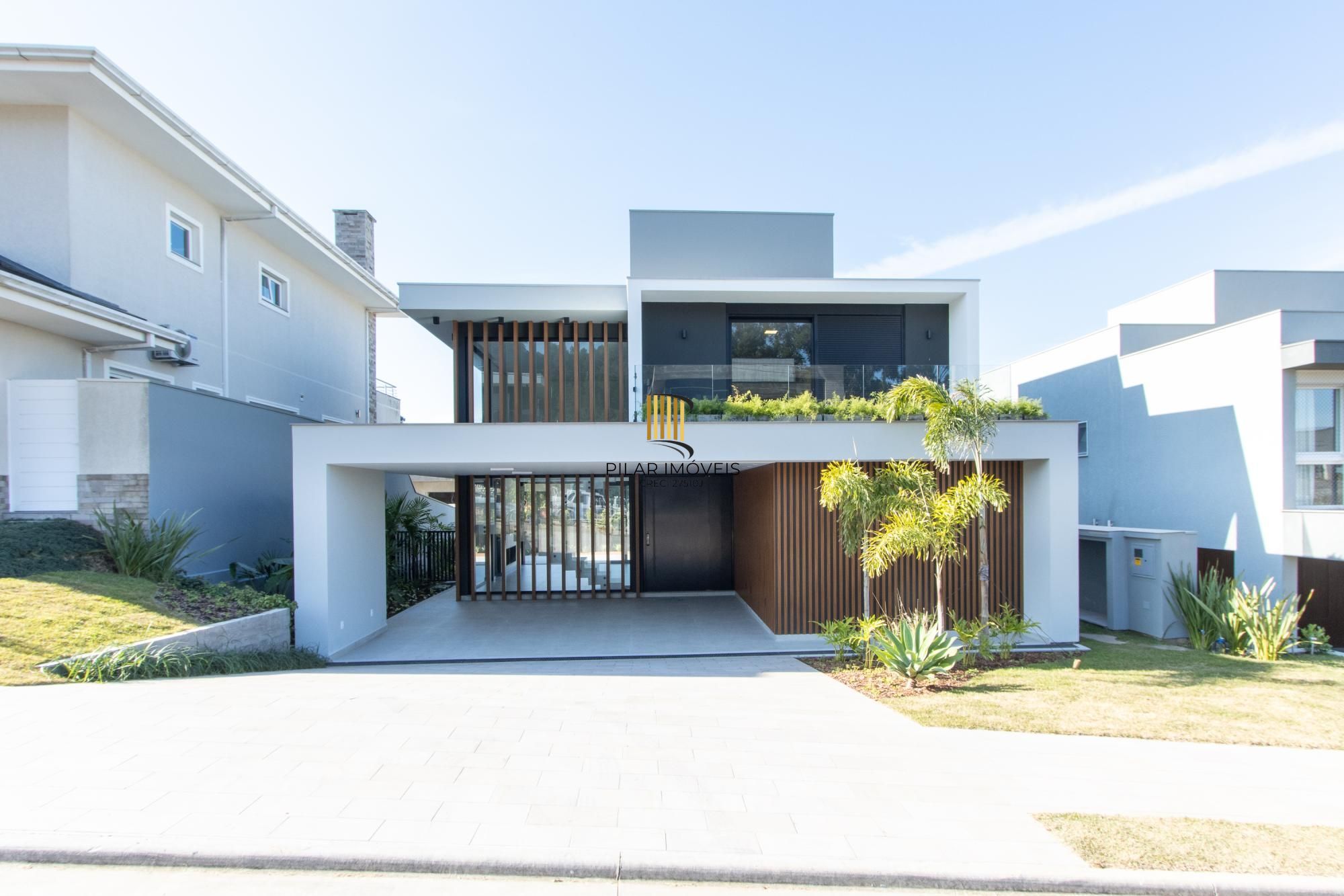 Casa de Condomínio 4 dormitórios no bairro Vila Nova