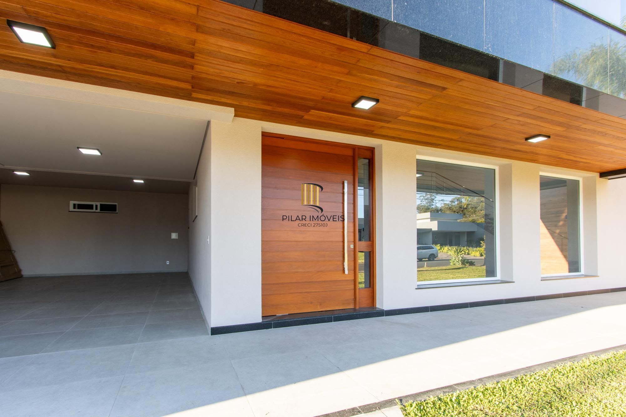 Linda Casa de 5 suítes com fundos Lago no TerraVille