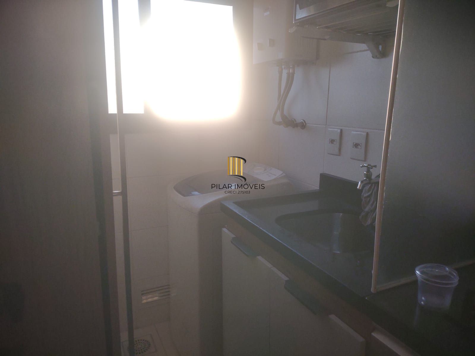 Apartamento no Condomínio Live It, 2 dormitórios, suíte, churrasqueira, vaga coberta.