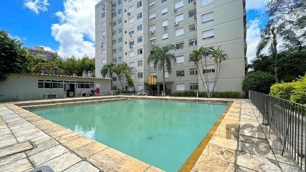 Apartamento 2 dormitórios no bairro Tristeza
