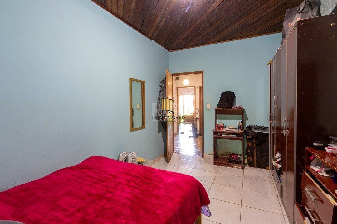 Casa para Venda - 2200m², 3 dormitórios, Lomba do Pinheiro
