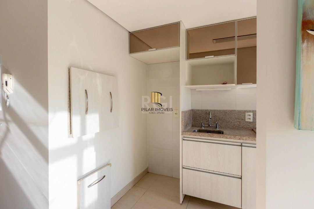 Apartamento 2 dormitórios no bairro Tristeza
