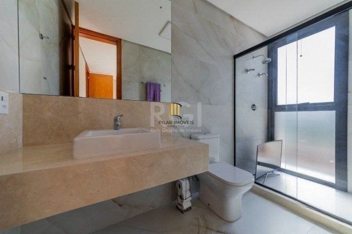 Casa para Venda - 523m², 3 dormitórios, sendo 3 suites, 4 vagas - Sétimo Céu