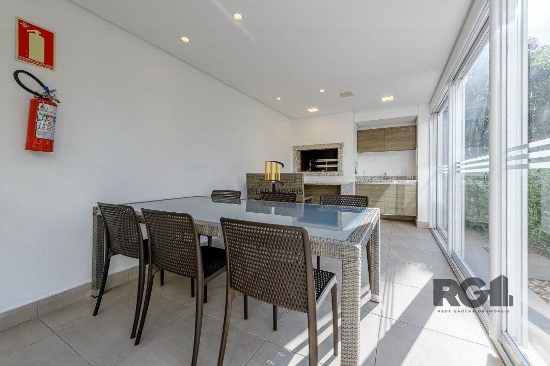 Apartamento para Venda - 138.33m², 3 dormitórios, sendo 1 suites, 3 vagas - Centro