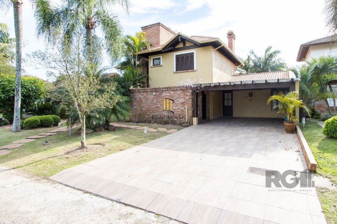 Casa de Condomínio 3 dormitórios no bairro Belém Novo