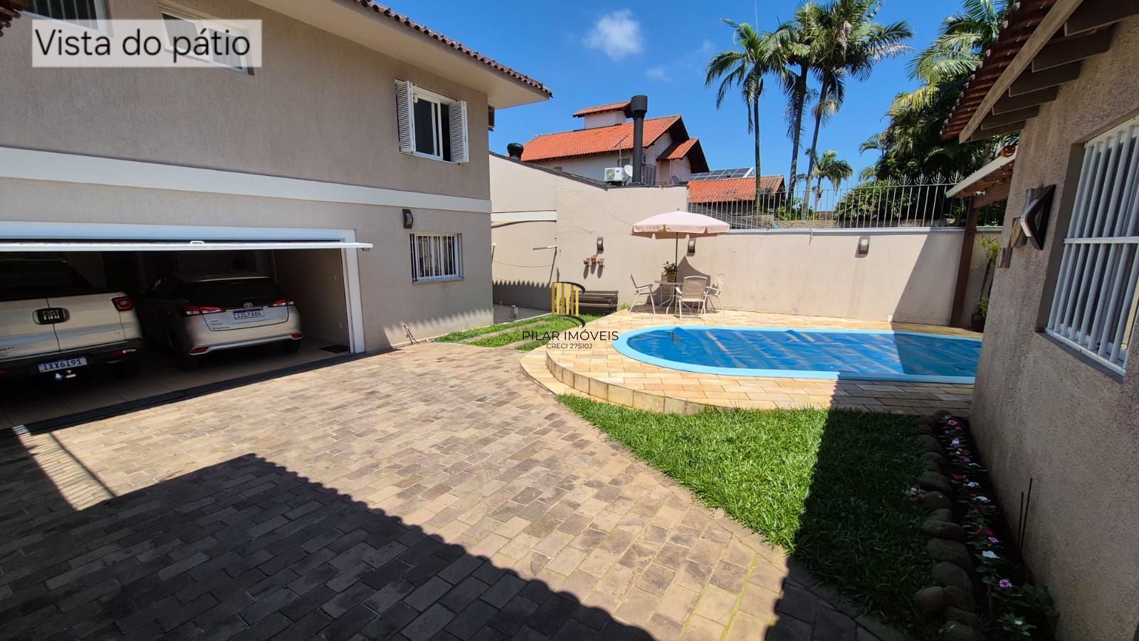 Excelente casa de 4 dormitórios, 1 suíte e 2 vagas em Novo Hamburgo.