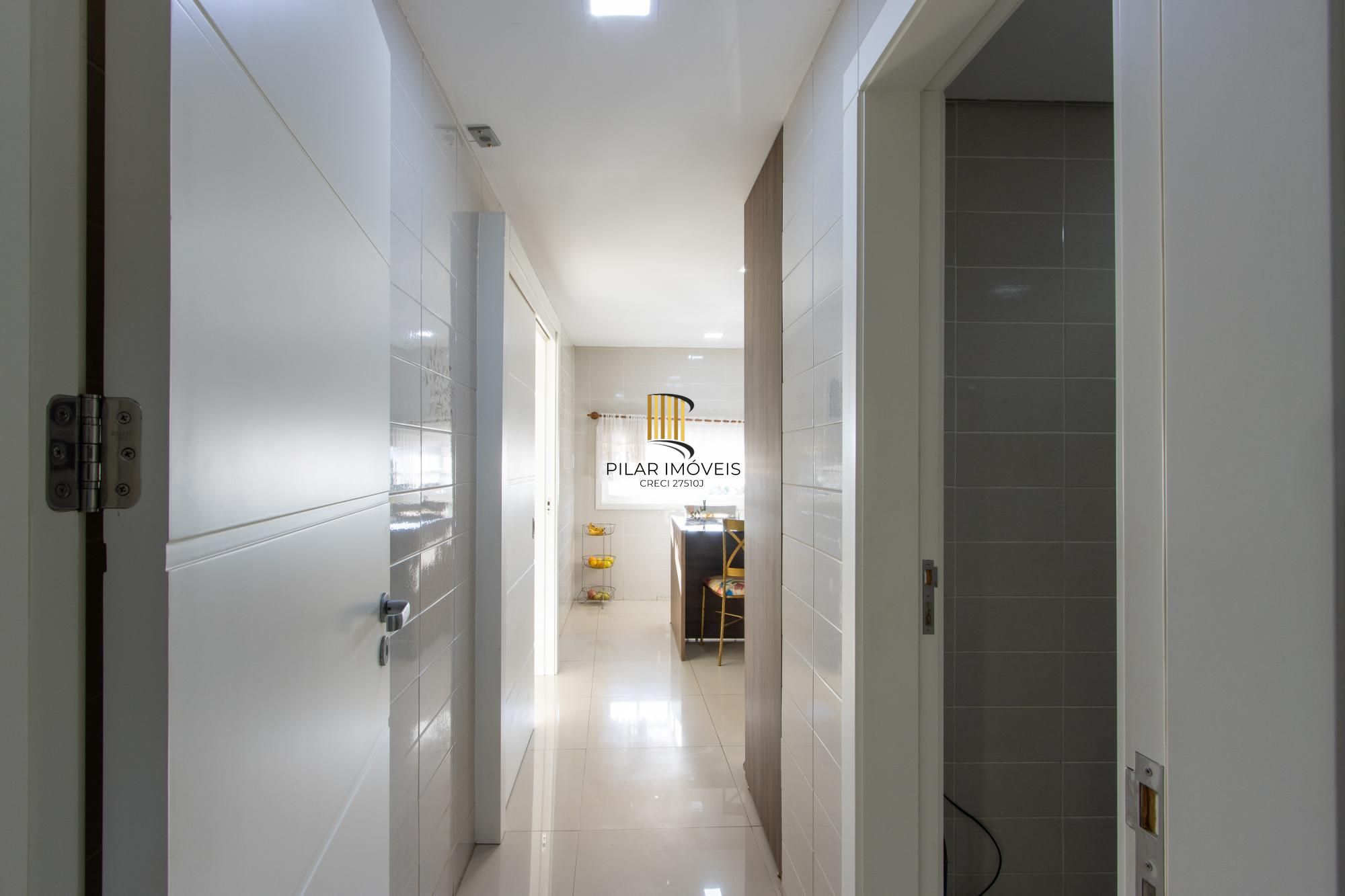 Casa em Condomínio à Venda | 282m² | 3 Suítes | 2 Vagas | Bairro Nonoai - Porto Alegre