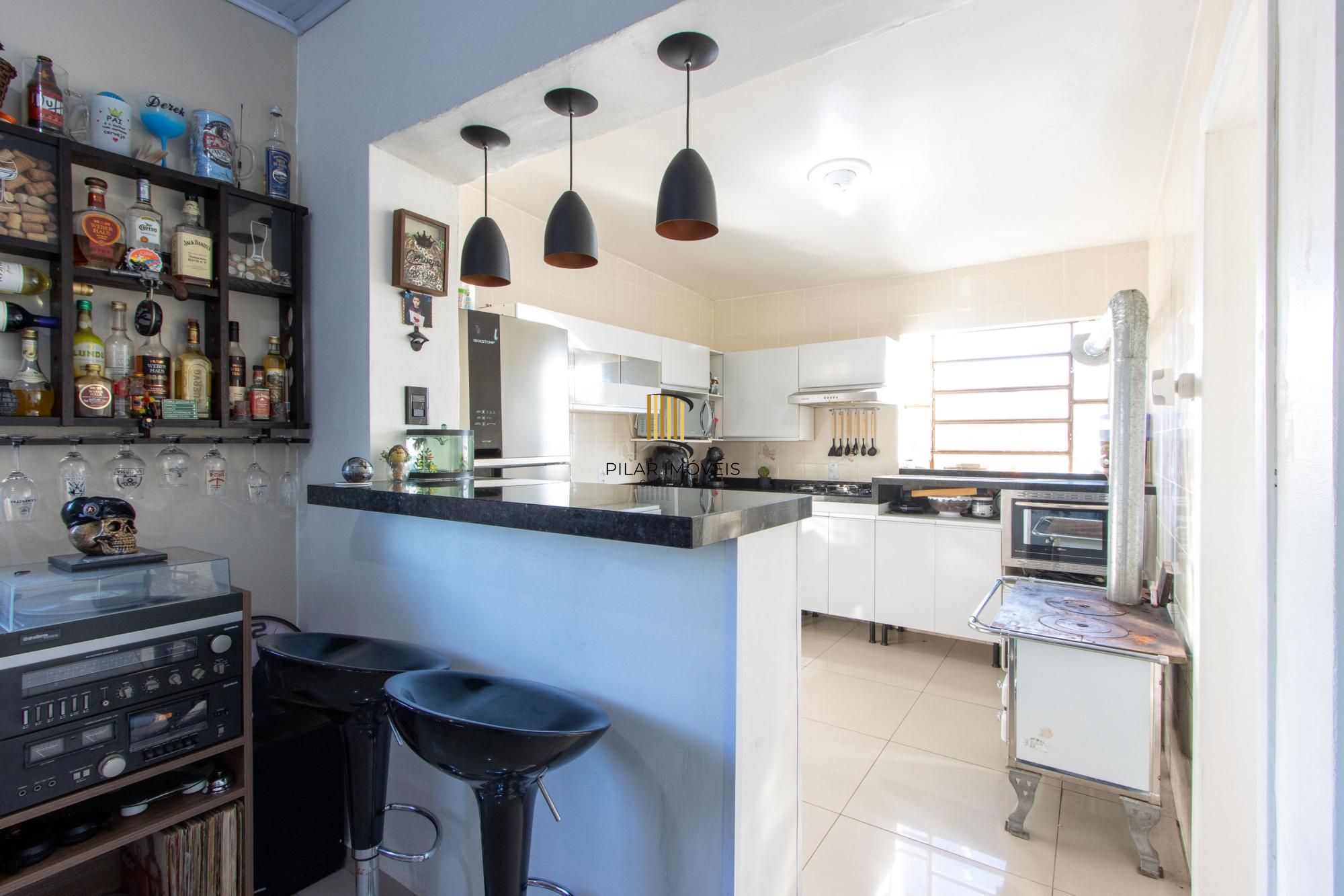 Casa para Venda - 134.06m², 3 dormitórios, 5 vagas - Vila Nova