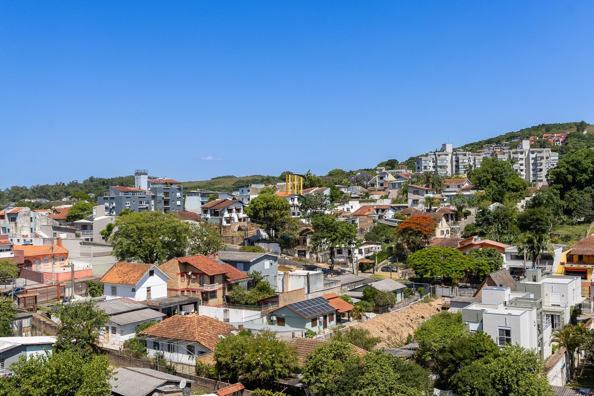 Apartamento de 3 dormitórios, 1 suíte e 2 vagas escrituradas no bairro Tristeza.