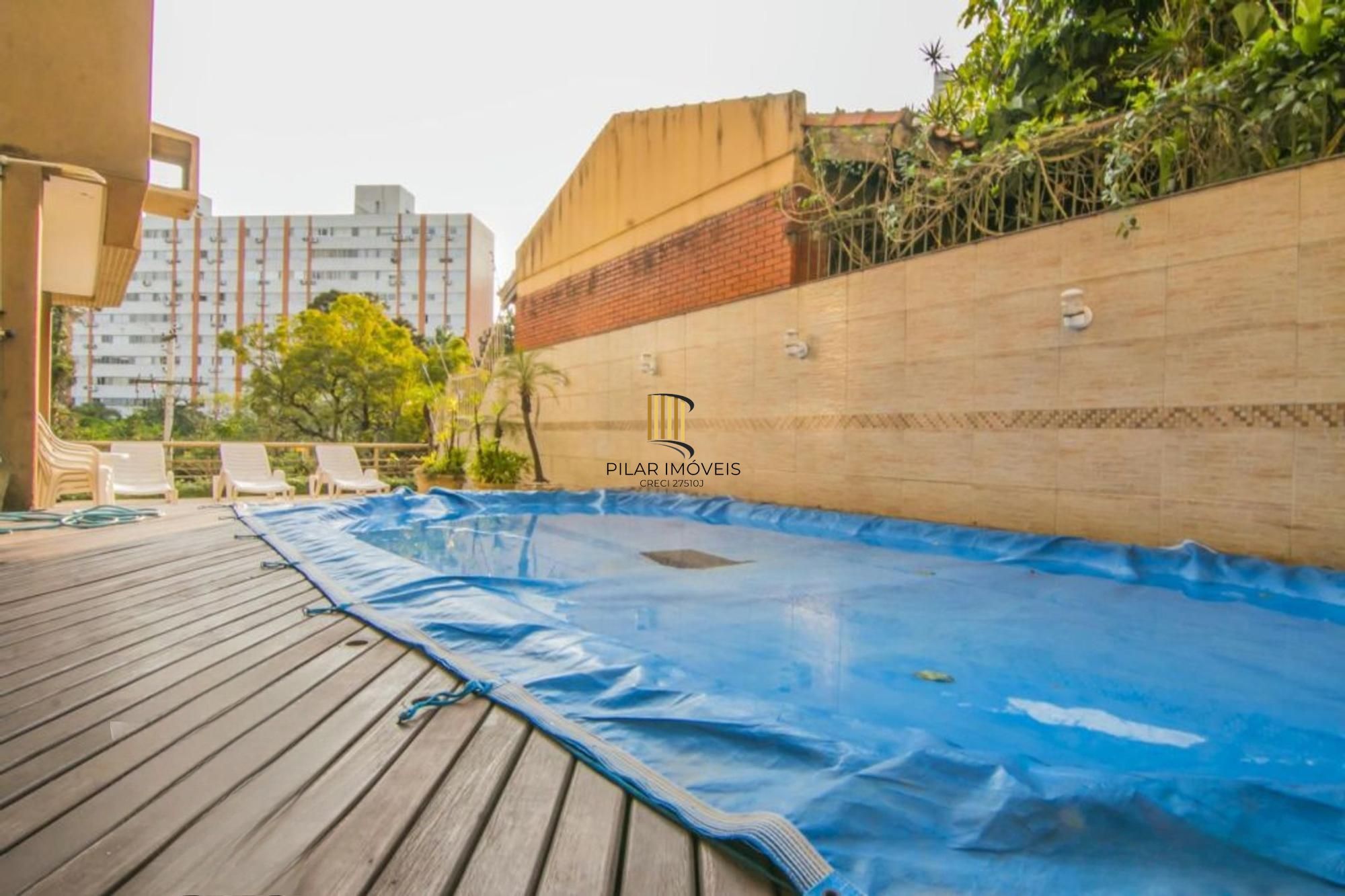 Apartamento à venda em Petrópolis com 153 m², 2 quartos, 1 suíte, 2 vagas