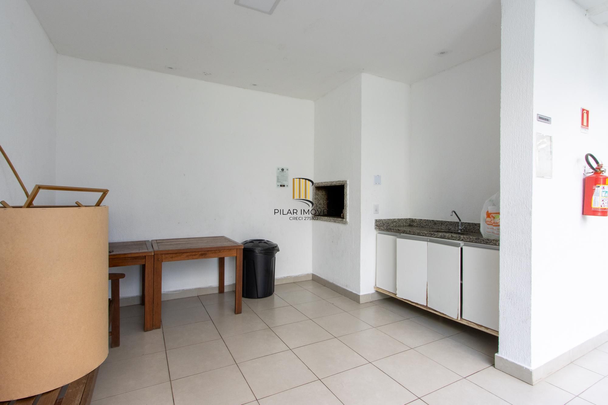 Apartamento 2 dormitórios no bairro Vila São José