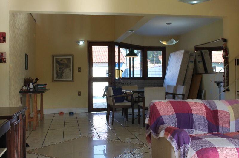Casa para Venda - 255.68m², 4 dormitórios, sendo 1 suites, 2 vagas - Tristeza